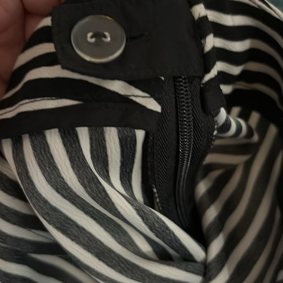 JASMINE AND JULIANA striped culottes.  Size 8 - Picture 7 of 7